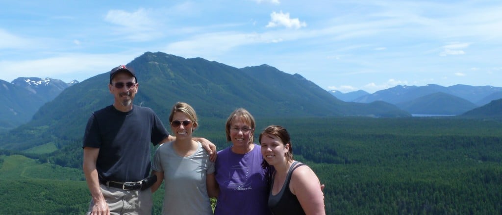 On top of Rattlesnake Ledge in the Cascades